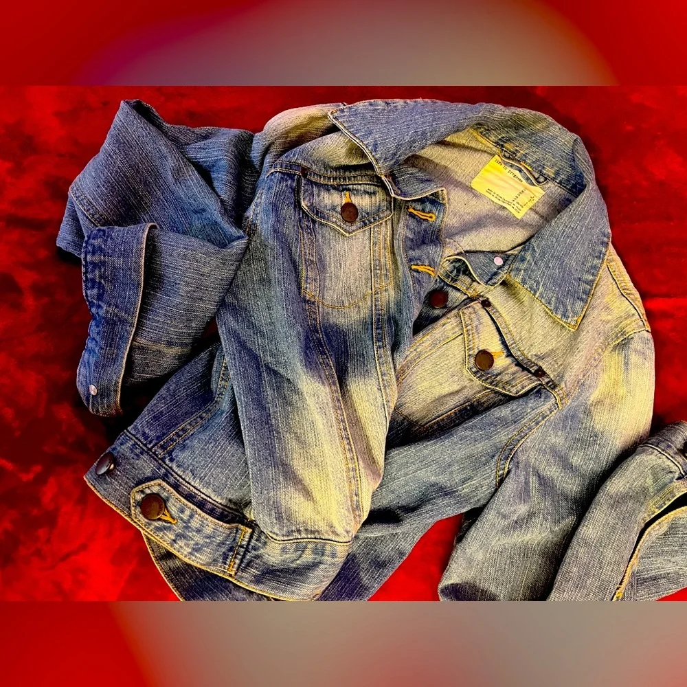 Forever 21 Blue Washed Denim Jacket - Picture 7 of 9